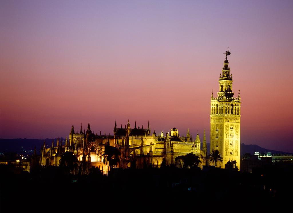 Pensión Cathedral House 2*
